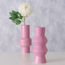 Laden Sie das Bild in den Galerie-Viewer, Vase Sybil Plane I Pink
