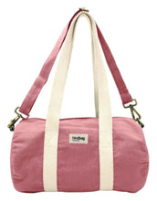 Laden Sie das Bild in den Galerie-Viewer, Hindbag Tasche Simon Mini in Blush, kleine Polochon-Tasche aus GOTS-zertifizierter Bio-Baumwolle, mit Reißverschluss und Innentasche, Schulterriemen.