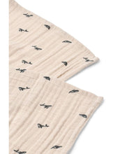 Laden Sie das Bild in den Galerie-Viewer, Lewis Musselin Tücher im 2er Set von Liewood aus 100 % Bio-Baumwolle, 65x65 cm, weich, vielseitig nutzbar als Spucktuch, Decke oder Sonnenschutz