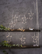 Laden Sie das Bild in den Galerie-Viewer, Lichterkette Angela von Star Trading mit silbernen Metallringen und warmweißen LEDs – elegante Weihnachts- und Ganzjahresdeko für Innenräume.