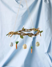 Laden Sie das Bild in den Galerie-Viewer, Anhänger Karotte