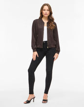 Laden Sie das Bild in den Galerie-Viewer, Bomberjacke Vihanse I Coffee Bean