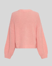 Laden Sie das Bild in den Galerie-Viewer, MSCH Copenhagen Cardigan Petrinelle Hope in Strawberry Ice – lockerer Strickcardigan mit Balloon-Ärmeln aus weichem Wollmix.