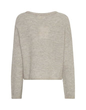Laden Sie das Bild in den Galerie-Viewer, Pullover Kelsey Alegria I Warm Lightgrey Melange