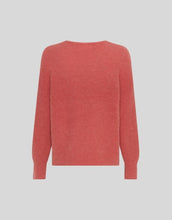 Laden Sie das Bild in den Galerie-Viewer, MSCH Copenhagen Pullover Hila Hope Faded Rose mit V-Ausschnitt und überschnittenen Schultern.