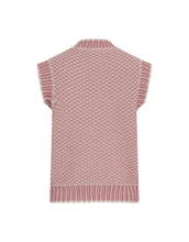 Laden Sie das Bild in den Galerie-Viewer, MSCH Copenhagen Pullunder Pillar Faded Rose in Rosa aus weichem Strickmaterial.