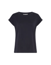 Laden Sie das Bild in den Galerie-Viewer, Birdia Lynette T-Shirt Sky Captain von MSCH Copenhagen – weiches T-Shirt mit Rundhalsausschnitt, weiten Ärmeln und lockerem Schnitt.