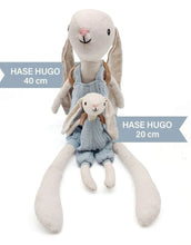 Laden Sie das Bild in den Galerie-Viewer, Mea Lini Stofftier Hase Hugo klein aus Leinen und Baumwolle in natürlichen Pastelltönen.