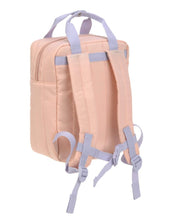 Laden Sie das Bild in den Galerie-Viewer, Kinderrucksack Square Little Gang von Lässig in Cherry Peach mit gestepptem Oberstoff, Stickereien und 7 l Volumen, aus recyceltem Polyester, ideal für Kindergarten und Ausflüge.