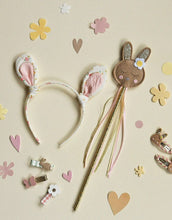 Laden Sie das Bild in den Galerie-Viewer, Zauberstab I Bunny