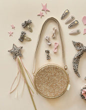 Laden Sie das Bild in den Galerie-Viewer, Zauberstab I Leopard Star