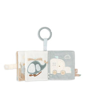 Laden Sie das Bild in den Galerie-Viewer, Jollein Activity Stoffbuch „On The Go“ – weiches Stoffbuch in Sea Green und Cloud Blue mit Knisterelementen, Schnüren, Spiegeln und Schlüsselanhänger, CE-zertifiziert.