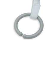 Laden Sie das Bild in den Galerie-Viewer, Jollein Aktivitäten-Würfel „On The Go“ – weicher Baby-Spielwürfel mit Schlüssel, Spiegel, Tankstellenmotiv und Ampel, Sea Green & Biscuit, 10x10x10 cm, handwaschbar.