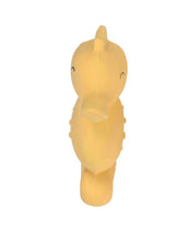 Laden Sie das Bild in den Galerie-Viewer, LÄSSIG Badewannenspielzeug Seepferd aus BPA-freiem Naturkautschuk, weiche Form, integrierte Rassel, ideal für Babys und Kleinkinder, für Badewanne und Dusche.