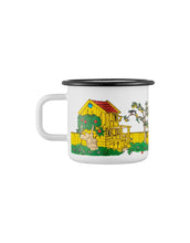 Laden Sie das Bild in den Galerie-Viewer, Emaille Becher Pippi Langstrumpf – The Way Home von Muurla, robuster Kohlenstoffstahl mit Emaille-Beschichtung, spülmaschinenfest, geeignet für drinnen und draußen, Hinweis: kann bei Stürzen absplittern.