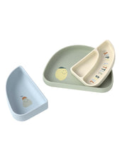 Laden Sie das Bild in den Galerie-Viewer, LÄSSIG Menüteller Kinder Silikon 3er Set Happy Fruits Lemon, Regenbogenform, BPA-frei, stapelbar, bruchfest, spülmaschinen- und mikrowellengeeignet.