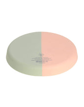 Laden Sie das Bild in den Galerie-Viewer, LÄSSIG Runder Kinderteller aus rosa Silikon im Kirsch-Design, BPA-frei, mikrowellen- und spülmaschinengeeignet, für Babys ab 6 Monaten.