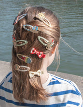 Laden Sie das Bild in den Galerie-Viewer, Haarspangen 2er-Set I Rainbow Sea Friends