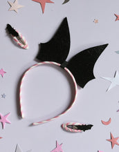 Laden Sie das Bild in den Galerie-Viewer, Haarspangen 2er-Set I Glitter Bat