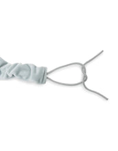 Laden Sie das Bild in den Galerie-Viewer, Jollein Kinderwagenkette „On The Go“ mit drei Anhängern – Auto in Sea Green, Schlüssel mit Spiegel in Biscuit und Auto in Cloud Blue, CE-zertifiziert, aus Polyester.