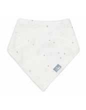 Laden Sie das Bild in den Galerie-Viewer, Jollein Lätzchen Bandana 2er Set „Twinkling“ Sea Green – weiche Musselin-Baumwolle, OEKO-TEX zertifiziert, verstellbare Druckknöpfe, sanfter Sternenprint.