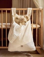 Laden Sie das Bild in den Galerie-Viewer, Jollein Mulltuch 2er Set „Elephant Tales“ – große 115x115 cm Musselin-Tücher aus Baumwolle mit süßem Elefanten-Print, OEKO-TEX zertifiziert, weich, saugfähig und schnell trocknend.