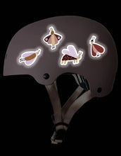 Laden Sie das Bild in den Galerie-Viewer, Reflektierende Kindersticker Flatter Freunde von nuukk