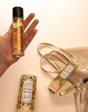 Laden Sie das Bild in den Galerie-Viewer, Eau de Toilette Orangenblüte von Panier des Sens in elegantem Glasflakon, leuchtender Blumenduft mit frischen Zitrusnoten, femininer und sonniger Duft für unbeschwerte Sommertage.