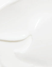 Laden Sie das Bild in den Galerie-Viewer, Belebende Verbene Handcreme 30ml von Panier Des Sens, Mini-Handcreme mit Sheabutter, Olivenöl und ätherischem Verbenaöl für hydratisierte und zart duftende Hände.