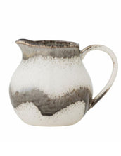 Laden Sie das Bild in den Galerie-Viewer, Graues Steingut-Milchkännchen mit reaktiver Glasur von Bloomingville