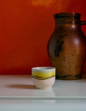 Laden Sie das Bild in den Galerie-Viewer, Café Becher 70's I Glint