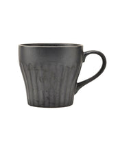 Laden Sie das Bild in den Galerie-Viewer, Henkelbecher Berica I Schwarz