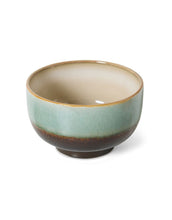 Laden Sie das Bild in den Galerie-Viewer, Noodle Schale Depths von hkliving – handgefertigte Steingut-Schale in tiefblauer Glasur, Ø 13,5 cm