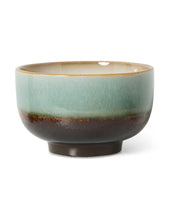 Laden Sie das Bild in den Galerie-Viewer, Noodle Schale Depths von hkliving – handgefertigte Steingut-Schale in tiefblauer Glasur, Ø 13,5 cm