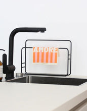 Laden Sie das Bild in den Galerie-Viewer, Schwammtuch von Herr&FrauHempel aus kompostierbarer Bio-Baumwolle und Zellulose mit einzigartigem Muster, waschbar und nachhaltig