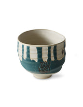 Laden Sie das Bild in den Galerie-Viewer, Tasse Artist Dipped von hkliving – handbemalte Steinzeug-Tasse im Unikat-Look