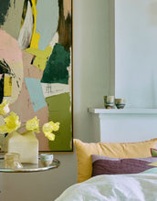 Laden Sie das Bild in den Galerie-Viewer, Tasse Artist Scratched von hkliving – handbemalte Steinzeug-Tasse im Unikat-Look