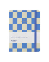 Laden Sie das Bild in den Galerie-Viewer, My Journal Tagebuch 2026 I Checkered Blue