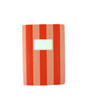 Laden Sie das Bild in den Galerie-Viewer, Notizheft kariert I Streifen - Lila/Rot