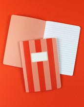 Laden Sie das Bild in den Galerie-Viewer, Notizheft liniert I Streifen - Orange/Apricot