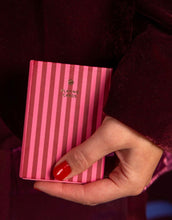 Laden Sie das Bild in den Galerie-Viewer, Spielkarten mit einzigartigen Illustrationen, von A-Journal.