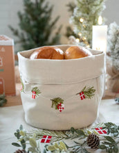 Laden Sie das Bild in den Galerie-Viewer, Beiger Brotbeutel „Dansk Jul“ aus Baumwolle mit Stickerei von Det Gamle Apotek – skandinavisches Design für Küche und Frühstückstisch.