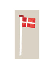 Laden Sie das Bild in den Galerie-Viewer, Papierserviette mit dänischer Flagge auf Flaggenmast, perfekt für festliche Tischdekoration.