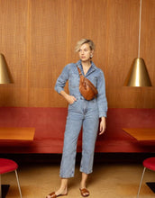 Laden Sie das Bild in den Galerie-Viewer, Tasche Bum Bag Faust Urban I Walnut