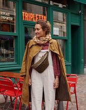 Laden Sie das Bild in den Galerie-Viewer, Bauchtasche I Graou Olive