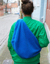 Laden Sie das Bild in den Galerie-Viewer, Mom Bag Teddy I Cobalt Blue