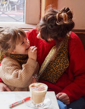 Laden Sie das Bild in den Galerie-Viewer, Musselin Tuch Bianca 110x110cm I Graou Caramel