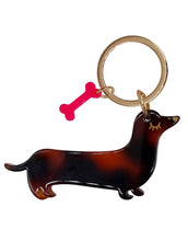 Laden Sie das Bild in den Galerie-Viewer, Schlüsselanhänger I Dackel Braun mit Pullover Gelb
