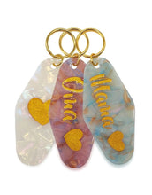 Laden Sie das Bild in den Galerie-Viewer, Schlüsselanhänger I Oma Herz