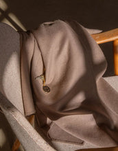 Laden Sie das Bild in den Galerie-Viewer, Schlüsselanhänger I Smiley Schwarz